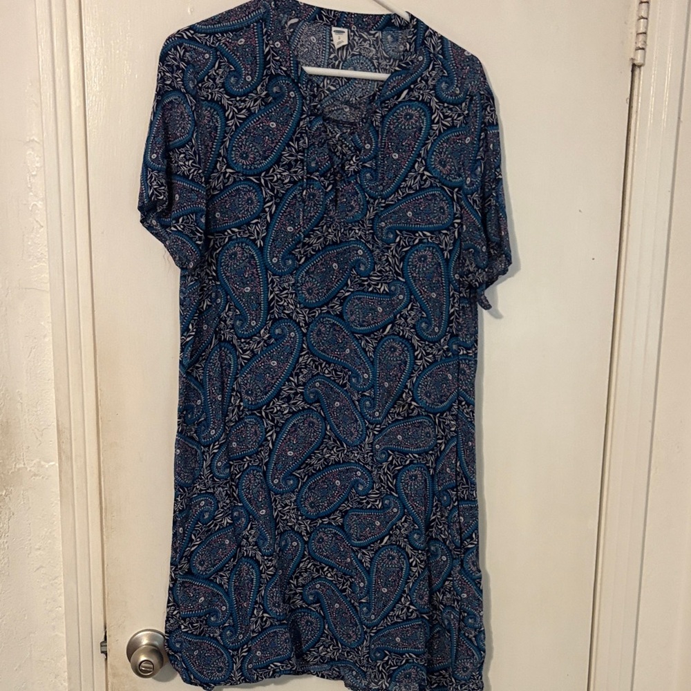 Old Navy Blue Paisley Asymmetrical Dress